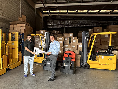 Electric Forklift,  Order Picker, Rider Type Scrubber