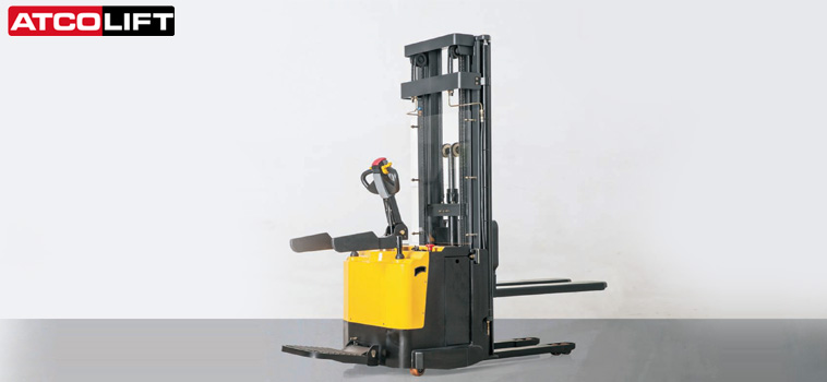 2 Ton Electric Stacker For Rent